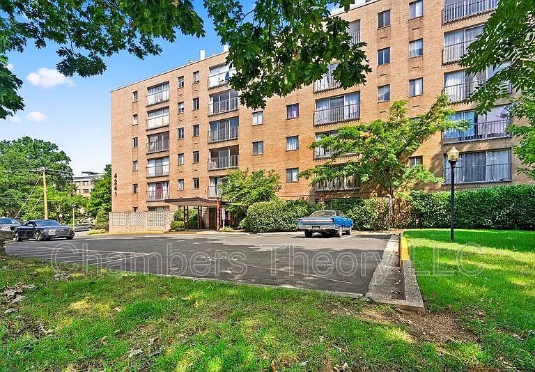 4241 Columbia Pike #101 — Photo 22