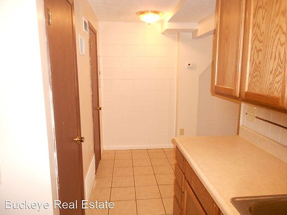 2nd image of 170-188 W 9th Ave #4242976