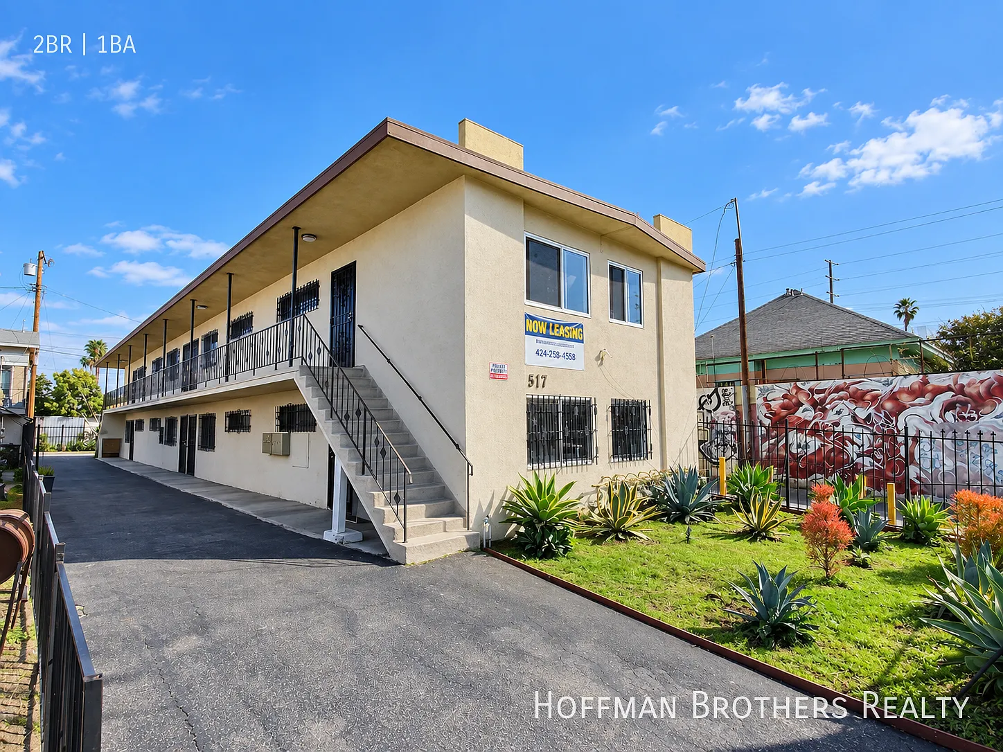 517 W 84th St Los Angeles, CA 90044 — Photo 1