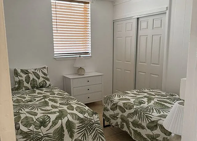 Twin beds 2nd bedroom