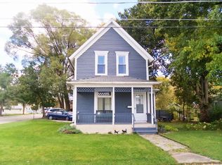 421 N Gifford St, Elgin, IL 60120