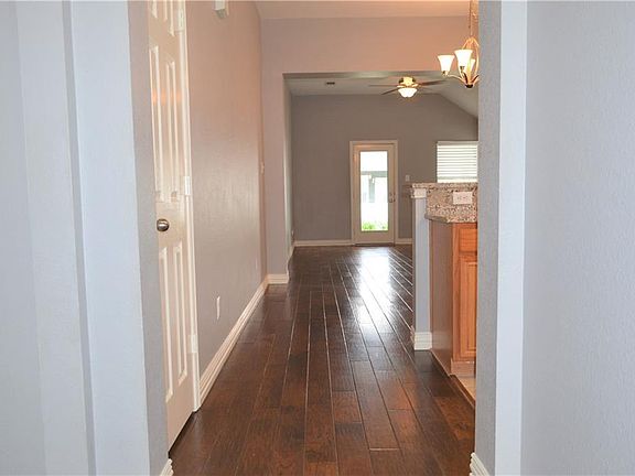 2nd image of 1350 Kingston Pl