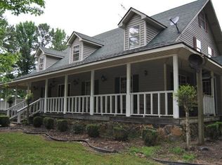 135 Page Rd, Gleason, TN 38229