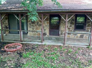 2006 N Sharkey Rd, Bloomfield, IN 47424