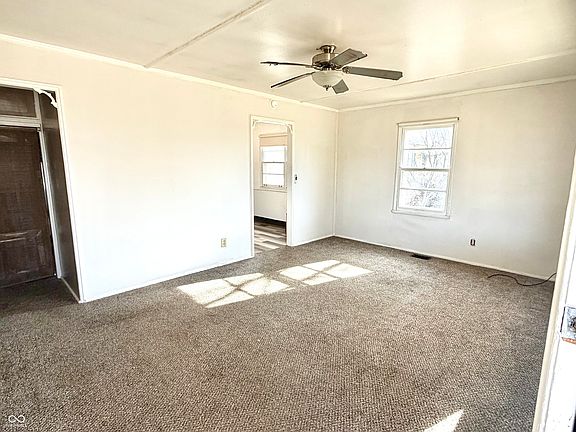 5th image of 910 Lonsvale Dr
