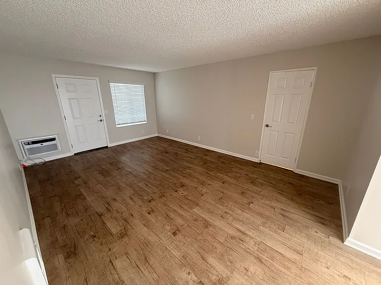 Beach Creek Resort Apartments — Photo 36