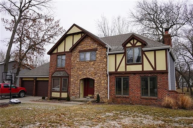 1st image of 713 Greenbriar Ter