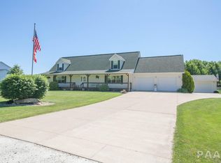 5100 S Acre Rd, Mapleton, IL 61547