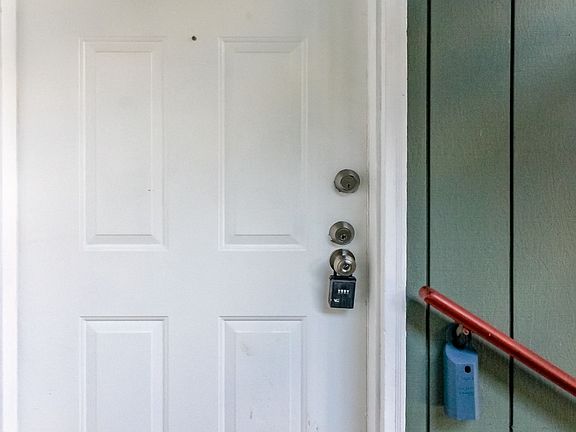 2nd image of 3322 I Street NE #F204