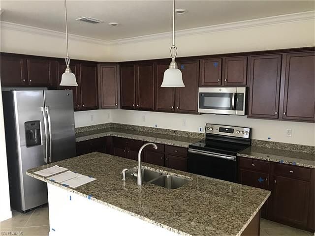 2nd image of 15563 Pascolo Ln