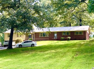 101 Court Dr, Benton, KY 42025