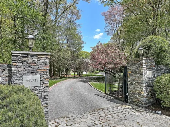 72 Great Rd, East Greenwich, RI 02818