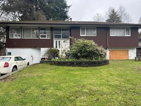 982 Lynn Valley Rd, North Vancouver, BC V7J 1Z7