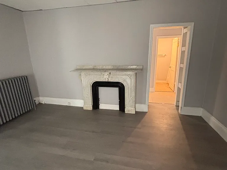 81 Elm St #2-A — Photo 1