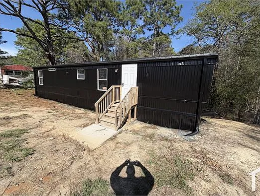 2528 Pinnacle Dr — Photo 2