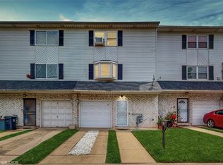 27 Grandview Ave, Staten Island, NY