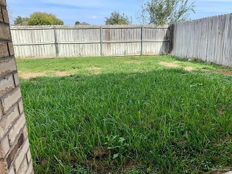 1509 Phoenix St — Photo 6