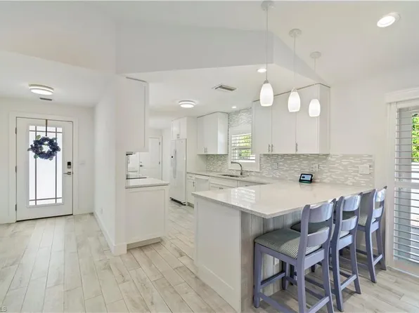 4266 Springs LN, BONITA SPRINGS, FL 34134