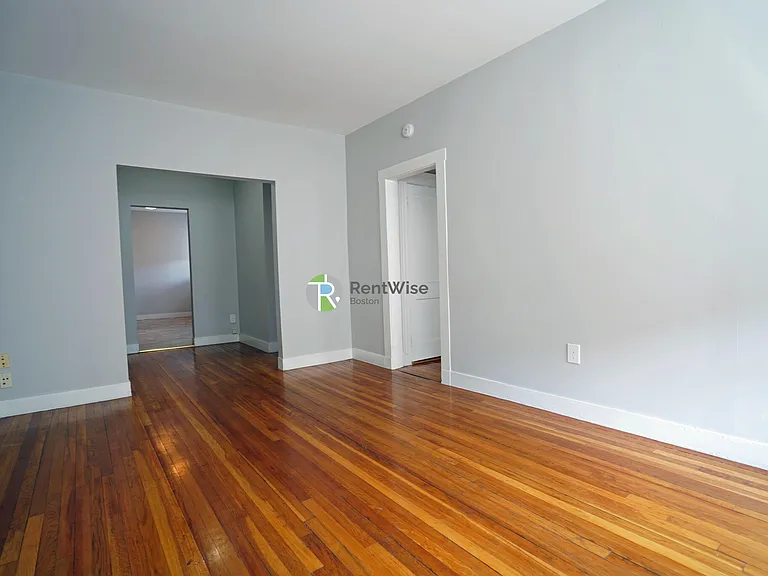 168 Kelton St #9 — Photo 9