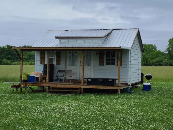 181 Polk Rd #127, Mena, AR 71953