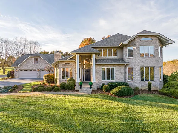 469 Winterham Dr, Abingdon, VA 24211