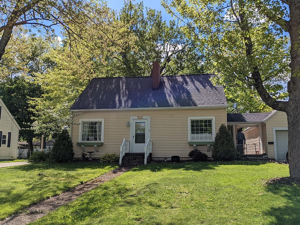 1st image of 394 Crestwood Ave