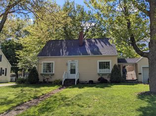 394 Crestwood Ave, Wadsworth, OH 44281
