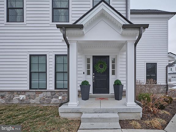 2nd image of 508 Carmela Way
