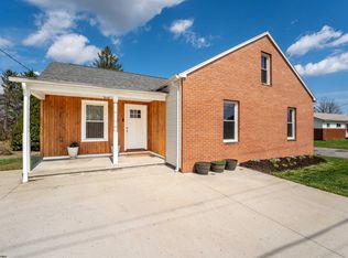 739 Old Monongah Rd, Fairmont, WV 26554