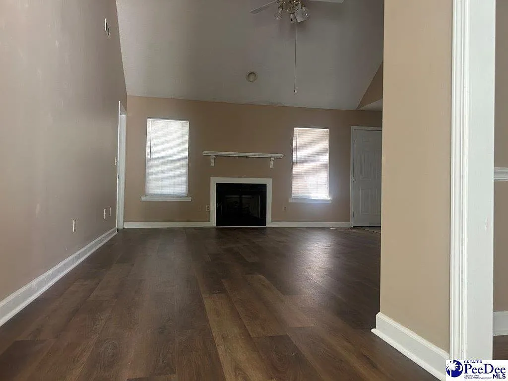 1334 Cabrillo Dr - 1 — Photo 1