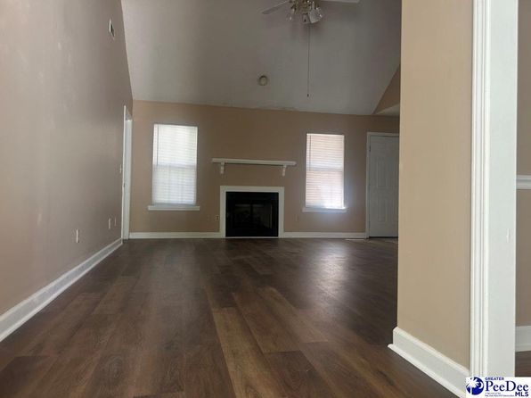 1334 Cabrillo Dr