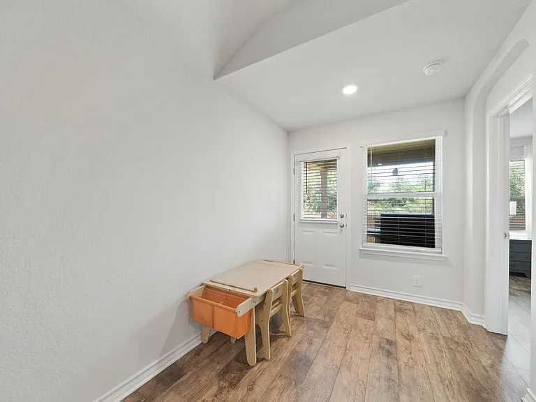 9902 Baytown Coast — Photo 31