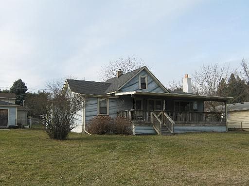 1st image of 39330 N Emmaus Ave