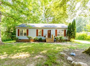 2923 Speeks Dr, Midlothian, VA 23112