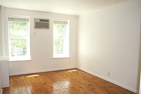 Rented by Maria Buncick Fine Properties, LLC | media 48