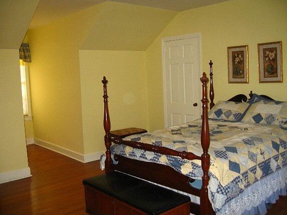Upstairs bedroom