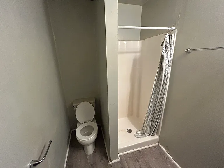 131 Wood St #104 — Photo 12