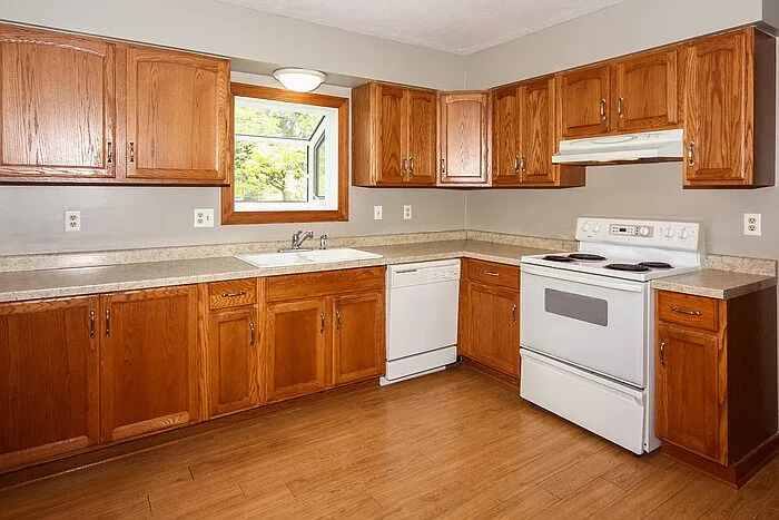 6405 Kellum Dr — Photo 4