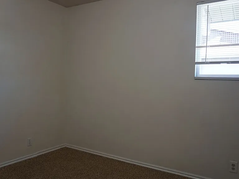 406 E 3335 S #15 — Photo 14
