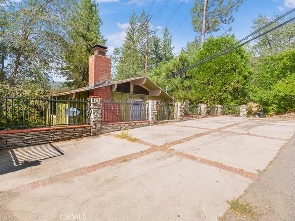 32892 Lone Pine Dr, Arrowbear Lake, CA 92382