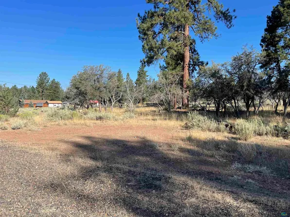 687-305 Juniper Way, Susanville, CA 96130