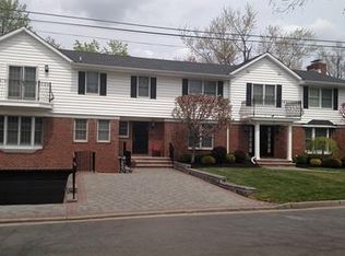 917 S Park Ave, Highland Park, NJ 08904