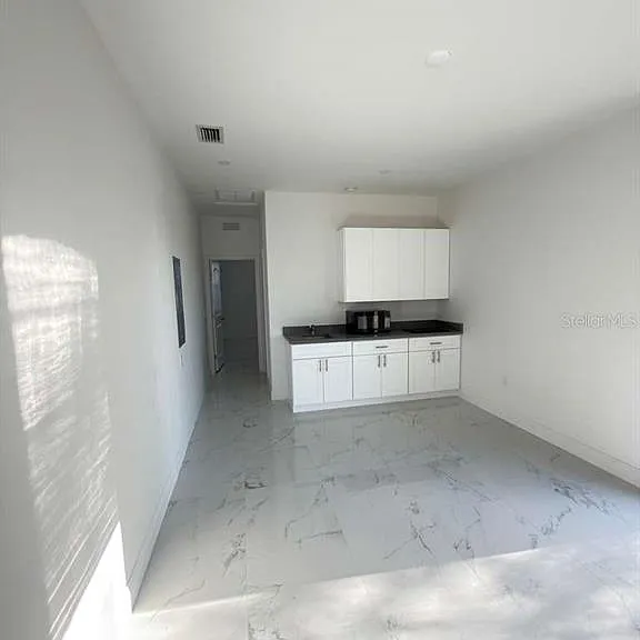 4646 Leonard Blvd S #B — Photo 2