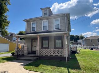 370 Pursel St, Phillipsburg Town, NJ 08865