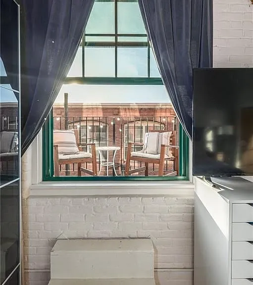 28 Bayley St #301 — Photo 16