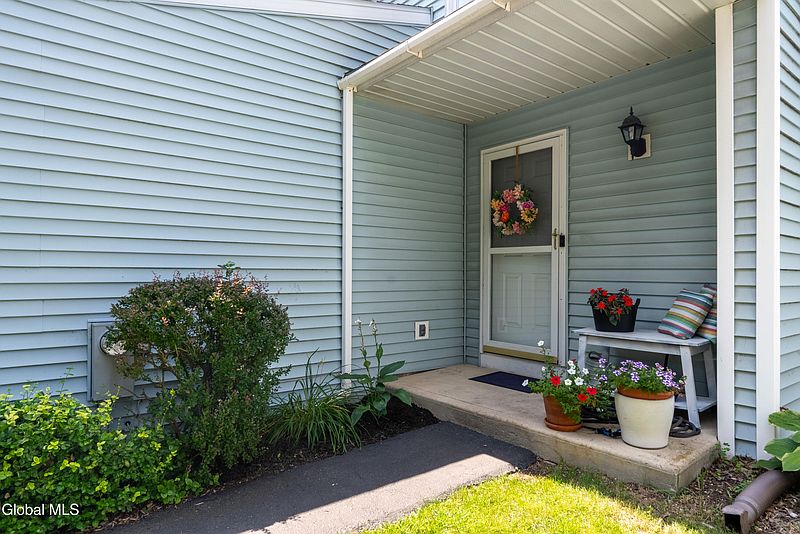 2nd image of 13 Alydar Court