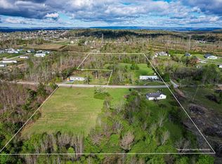 4210 Pattentown Rd, Ooltewah, TN 37363