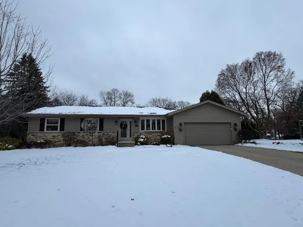 153 Greenbriar Drive, Sun Prairie, WI 53590