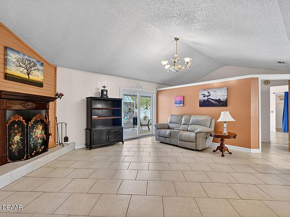 4th image of 12668 Attrill Rd