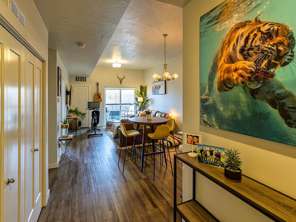 1st image of 205 Hickory St APT 303
